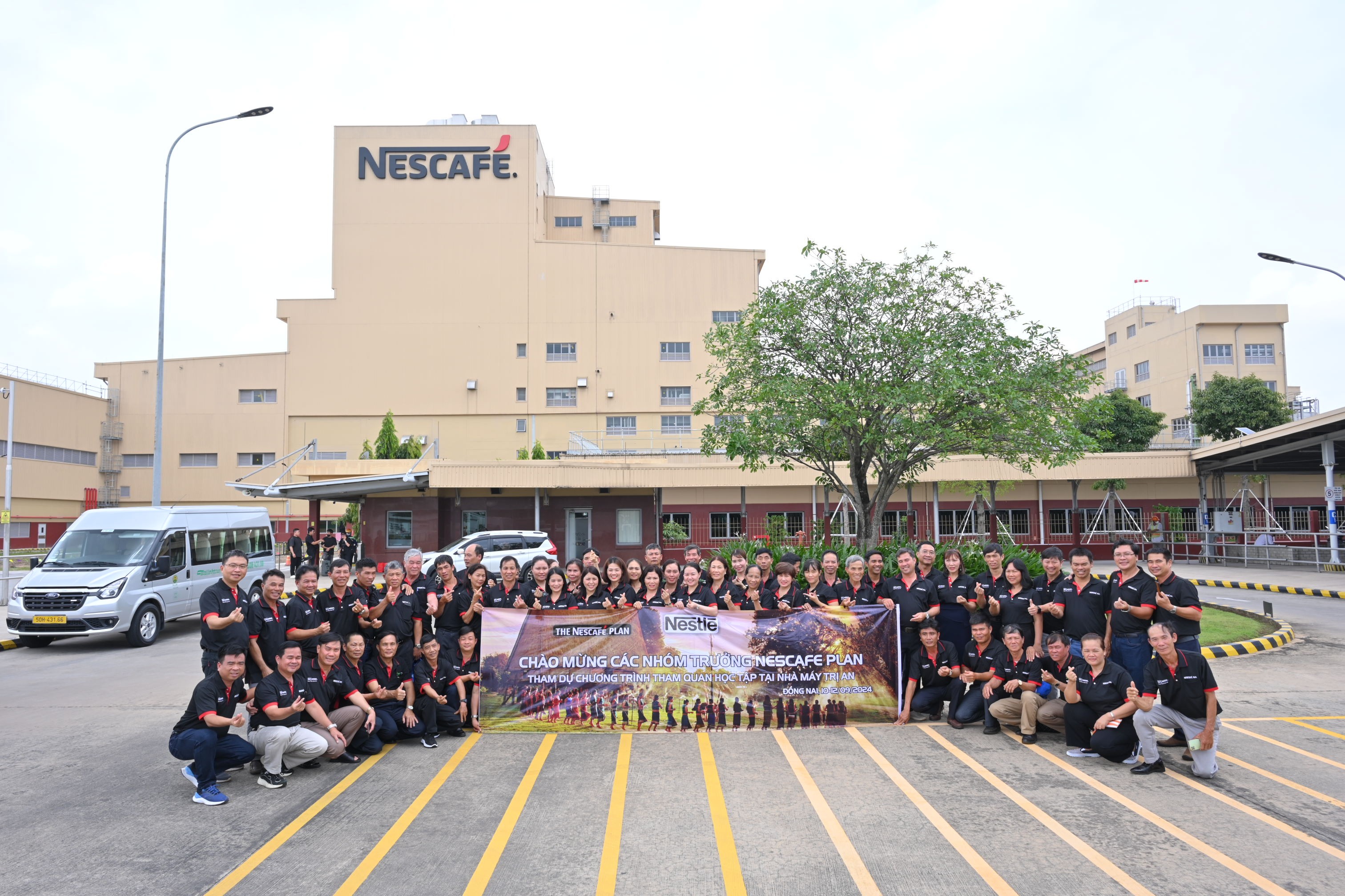 doan-nong-dan-nescafe-plan-tai-nha-may-nestle-tri-an-1726653052.JPG