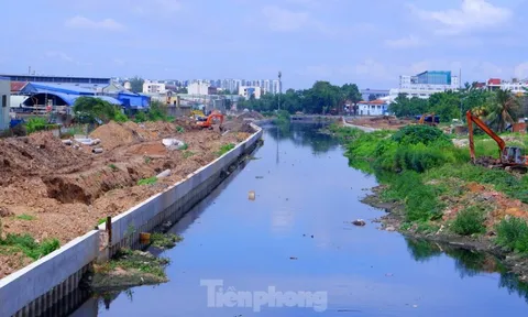 Khó khăn bủa vây dự án cải tạo tuyến kênh dài nhất TPHCM