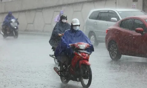 Mưa lớn dài ngày khu vực Trung Bộ: Đề phòng lũ quét, sạt lở đất