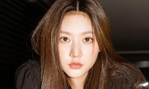 Bi kịch Kim Sae Ron: 'Xã hội Hàn Quốc khắc nghiệt không khác gì trò chơi con mực'