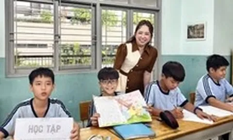 Ngày mai, TP.HCM bắt đầu tuyển sinh lớp 1, lớp 6 các trường 'nóng', cha mẹ học sinh cần làm gì?