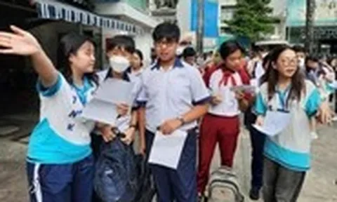 Trưa nay, Trường phổ thông Năng khiếu công bố điểm thi, điểm chuẩn lớp 10