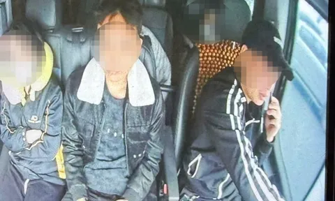 Cục CSGT: 'Sử dụng điện thoại khi đang lái xe là hành vi đặc biệt nguy hiểm'