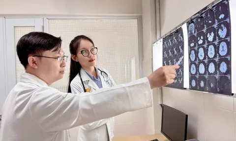 Thoát liệt nửa người nhờ cấp cứu thần tốc