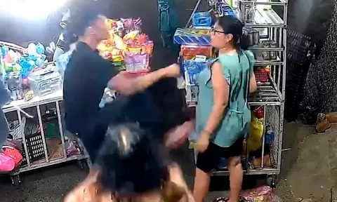 Chê giá mì gói mắc, thanh niên xăm trổ đạp vào bụng người bán hàng đang mang thai