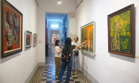 25 nghệ sĩ Việt, Nhật cùng kể chuyện Sắc thu tại TP.HCM