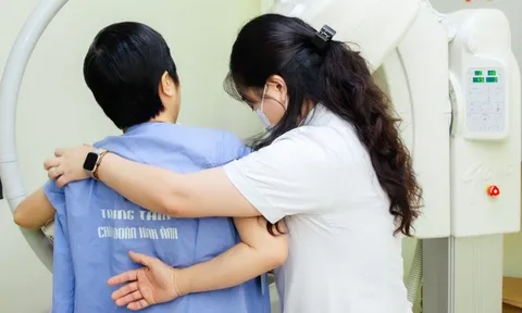 2.500 phụ nữ Việt được tầm soát ung thư vú miễn phí