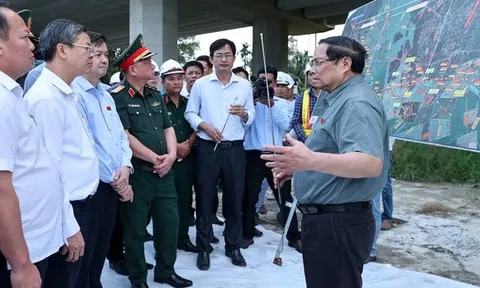 Thủ tướng: Thông xe toàn tuyến cao tốc Châu Đốc-Cần Thơ-Sóc Trăng vào 30/6/2026