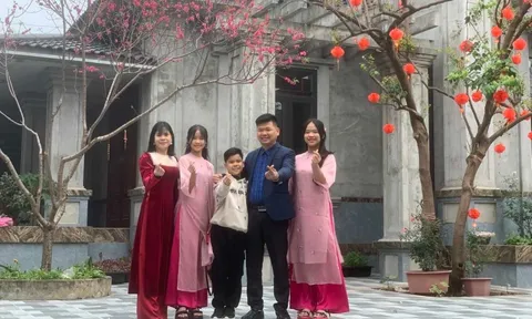 Mọi người vẫn luôn nhớ và chờ ông về ông ạ