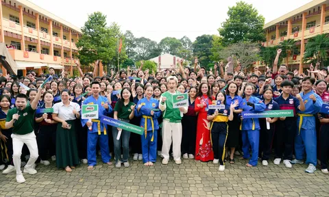 MILO và sao Việt bất ngờ “đổ bộ”, tiếp sức học sinh TP.HCM Vovinam