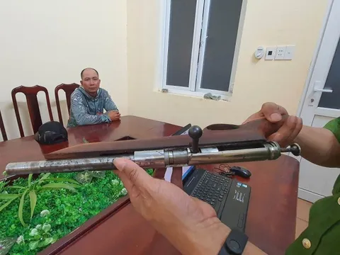 Người chồng bắn chết người vì nghi vợ ngoại tình khai gì?