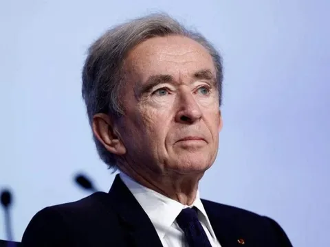 Tài sản của tỷ phú giàu nhất thế giới ‘bay hơi’ 15 tỷ USD trong 1 ngày