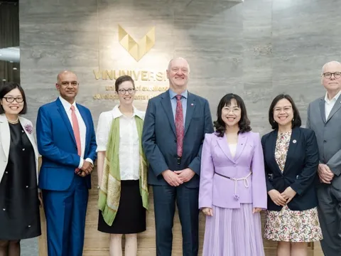 Giáo sư Đại học Cornell: 'Tôi bất ngờ vì sự phát triển nhanh chóng của VinUni'