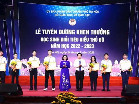 Hà Nội dẫn đầu học sinh giỏi quốc gia, quốc tế