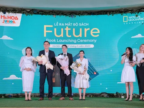 Ms Hoa Junior ra mắt bộ sách tiếng Anh Future