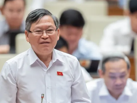 Tin giả bủa vây, trách nhiệm các bộ, ngành ra sao?