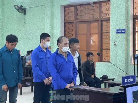 Nghi bị ‘thả ma’ làm hại, 2 bố con dùng súng bắn chết người