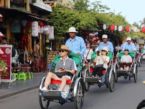 Thay đổi chính sách visa để du lịch Việt Nam cất cánh