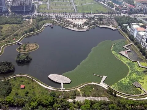 Công viên thiết kế theo phong cách sân golf cao cấp 'đắp chiếu' nhiều năm