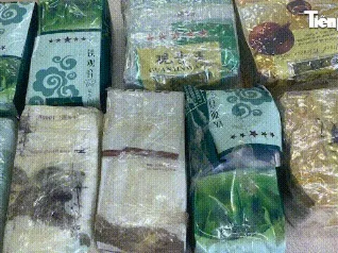 Xem công an Đà Nẵng bắt nóng đối tượng vận chuyển 9kg ma túy