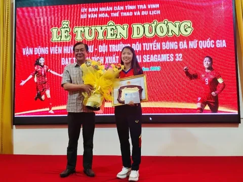 Trà Vinh tặng bằng khen, tuyên dương nữ cầu thủ Huỳnh Như
