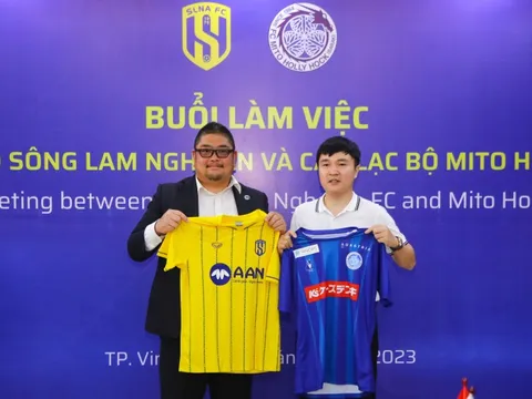 CLB SLNA bàn hợp tác toàn diện cùng CLB Mito Hollyhock