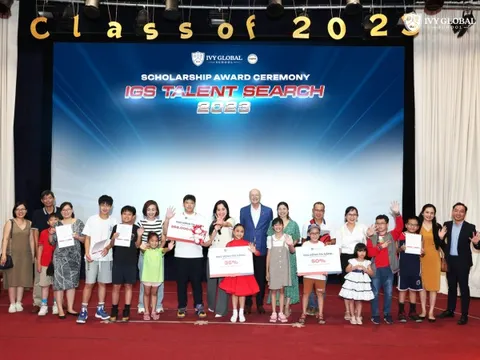Ivy Global School trao hơn 13 tỷ đồng học bổng cho học sinh trên khắp Việt Nam