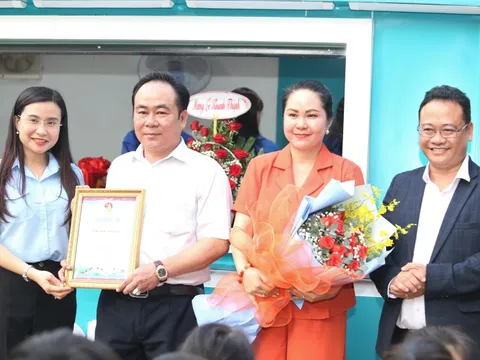 Khánh thành, đưa vào sử dụng hai nhà vệ sinh thông minh tại trung tâm TPHCM