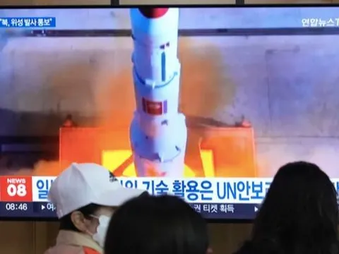 TIN NHANH 12H: Em gái ông Kim Jong-un nói về phóng vệ tinh thất bại; Tương lai nào cho Quang Hải?