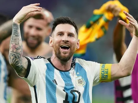 Vé xem ĐT Trung Quốc 600 ngàn đồng bị chê đắt, vé xem Messi 30 triệu vẫn có người mua