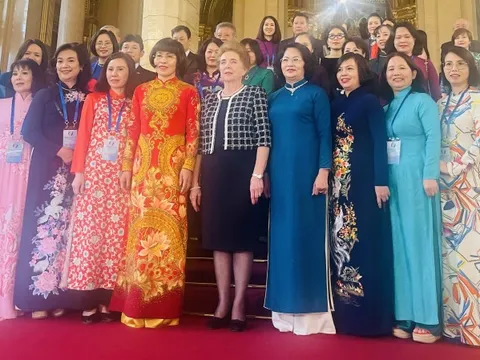 Diễn đàn phụ nữ Việt Nam lần đầu tiên tại châu Âu