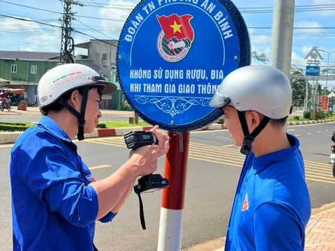 Bảo vệ môi trường từ lốp xe cũ