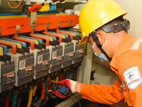 Hàng chục công ty, xưởng sản xuất ở Hà Nội mất điện cả ngày 3/6