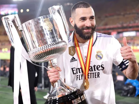 Benzema chính thức chia tay Real Madrid