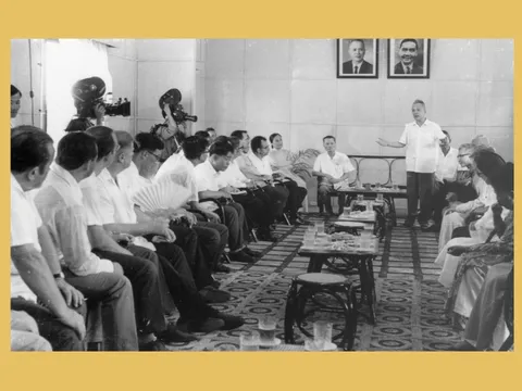 Thủ phủ đối ngoại thời chiến