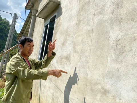 Hàng chục nhà dân bị rung lắc, rạn nứt gần công trình thủy điện ở Lai Châu