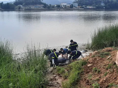 Tìm thấy thi thể người phụ nữ nhảy cầu tự tử sau khi bị lừa tiền trên mạng