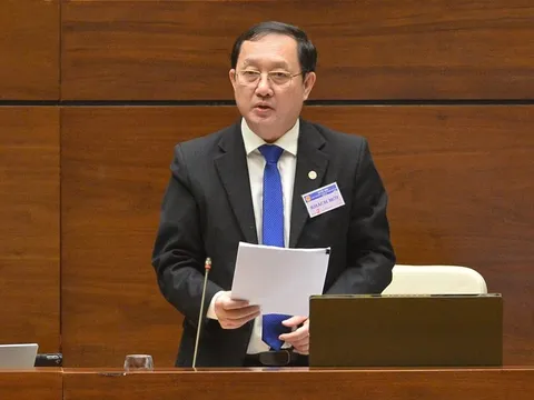 Chất vấn Bộ trưởng KH&CN Huỳnh Thành Đạt về 6 nội dung trọng tâm