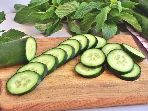 Cẩn thận khi ăn dưa chuột bị đắng kẻo nhiễm độc, mất mạng