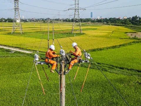 Điện lực Hà Tĩnh chưa ngừng cấp điện như lịch dự kiến