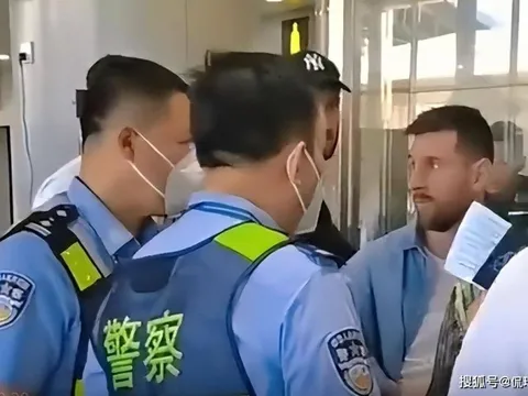Messi bị giữ lại 2 tiếng tại sân bay Trung Quốc