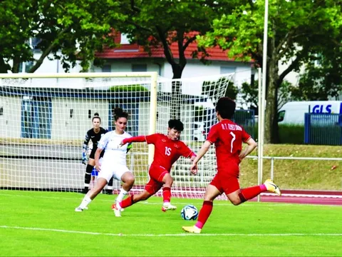 Đội tuyển nữ Việt Nam sẵn sàng cho màn 'thử lửa'