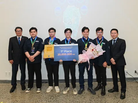 Advantech tổ chức chung kết, chọn ra ‘Quán quân của quán quân” AIoT Developer Innoworks 2022