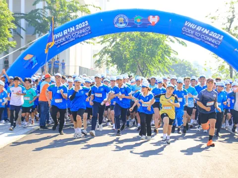ĐH Văn Hiến tổ chức Giải chạy bộ 'VHU Run 2023 – Code to Connect' nhân kỷ niệm 26 năm thành lập