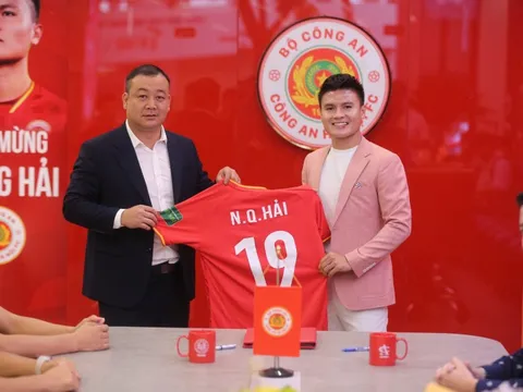 Quang Hải chưa thể ra mắt CAHN vì Pau FC?