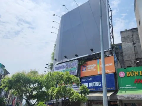 Nguy cơ mất an toàn giao thông mùa mưa bão, Sở GTVT TPHCM chỉ đạo 'nóng'