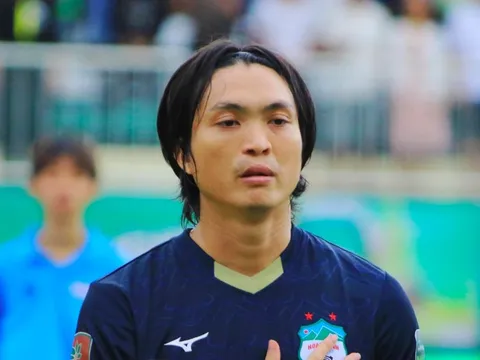 Tiền vệ Tuấn Anh dính chấn thương nặng trước trận đấu quan trọng của HAGL