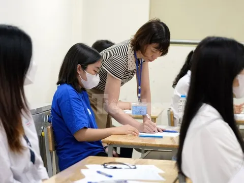 CẬP NHẬT: Đề thi, đáp án bài HÓA, LÍ, SINH tốt nghiệp