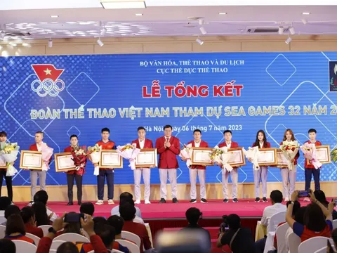 Trao Bằng khen của Thủ tướng Chính phủ tặng 196 VĐV đạt thành tích xuất sắc tại SEA Games 32