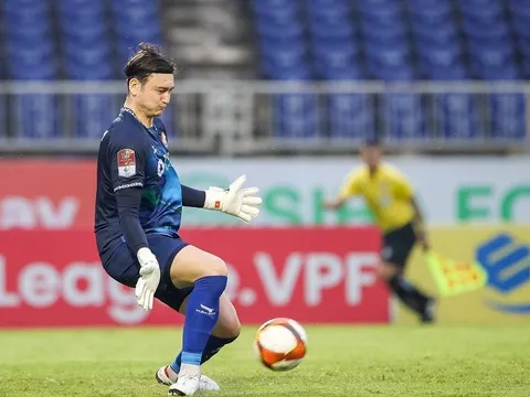 Văn Lâm cản phá luân lưu, Bình Định ngược dòng nhọc nhằn